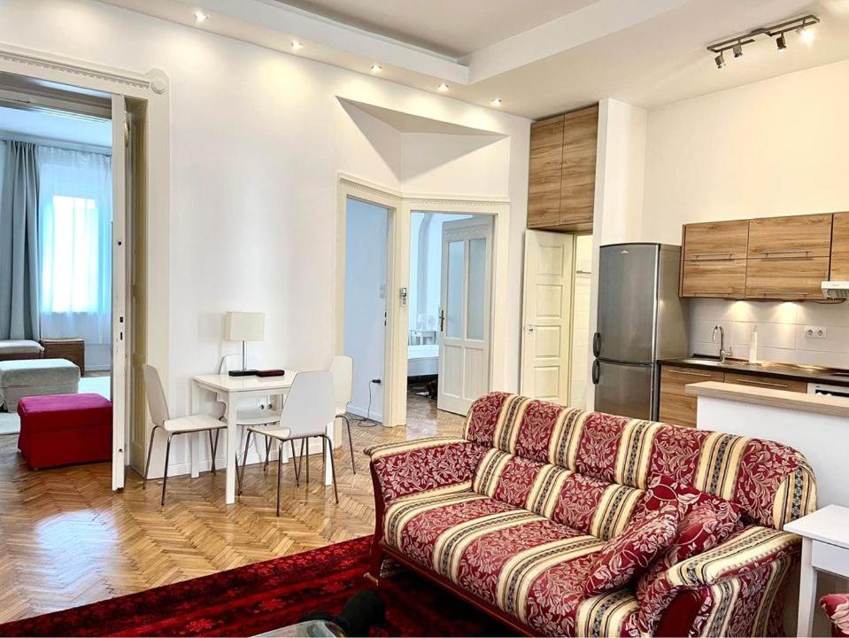 Apartamento Roland Downtown - Pope Subway Budapest