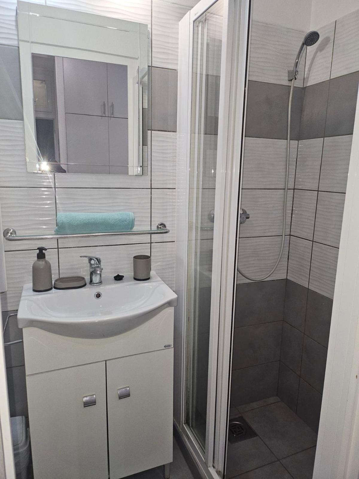 Apartamento Roland Downtown - Pope Subway *