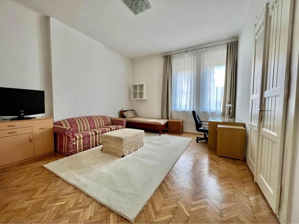 Apartamento Roland Downtown - Pope Subway